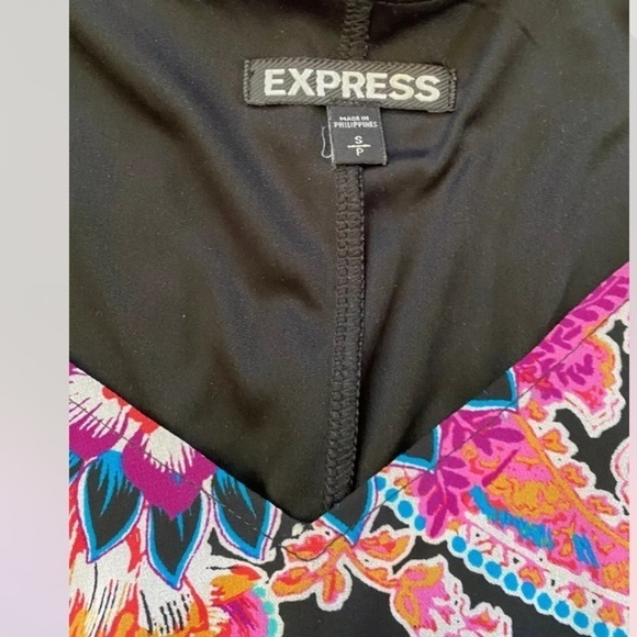 Express Colorful Floral Paisley Short Flutter Sleeve Flowy Dress Women’s Small - Picture 3 of 8